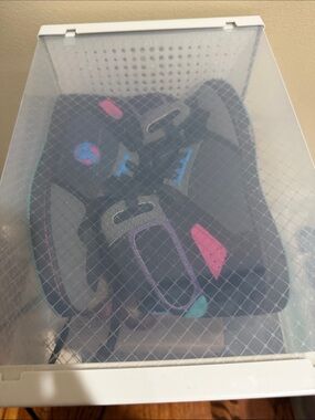 DVS SKATE SHOES SIZE 6.5 women’s
